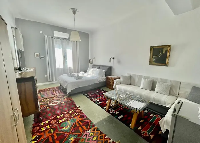 A Litte Taste Of Home Guest House